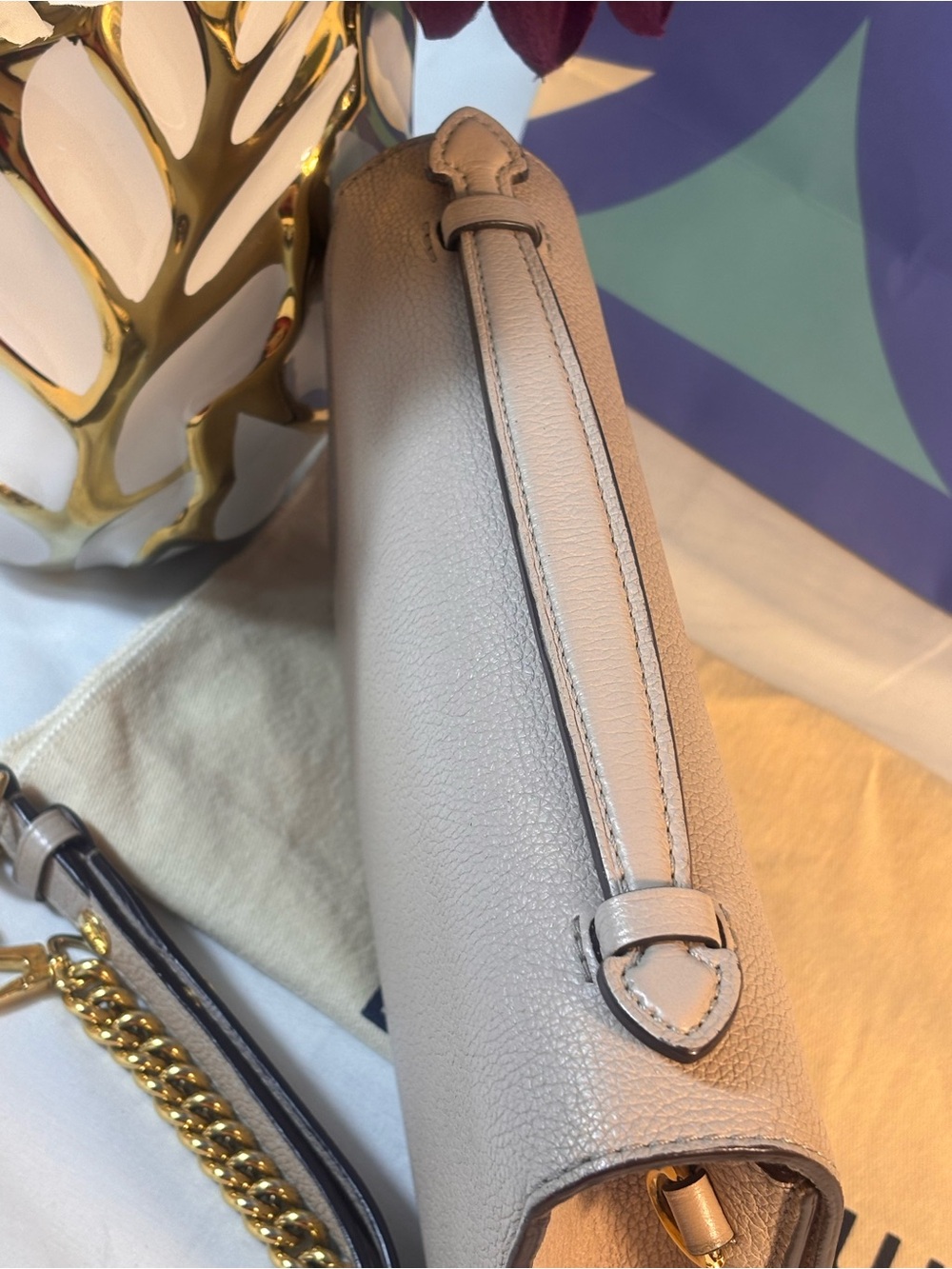 Gorgeous Louis Vuitton Lockme Greige Sold - Picture 5 of 16